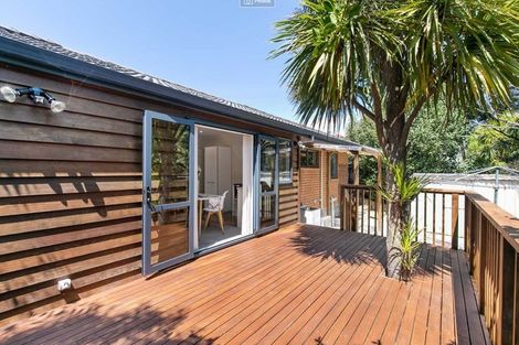 Photo of property in 52 Bluebird Crescent, Unsworth Heights, Auckland, 0632