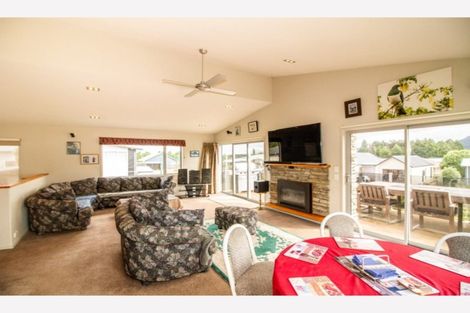 Photo of property in 53 Snowmass Drive, Ohakune, 4625