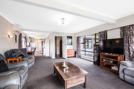 Photo of property in 188 Wellington Road, Wainuiomata, Lower Hutt, 5014