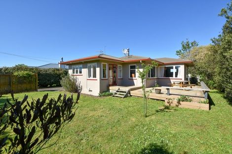 Photo of property in 22 Diamond Street, Carterton, 5713