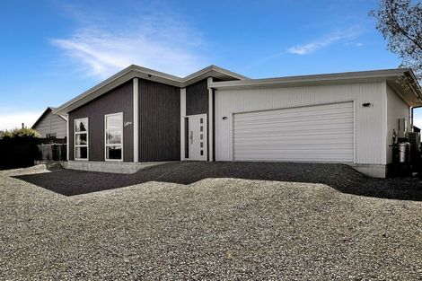 Photo of property in 16 Rhoboro Road, Twizel, 7901