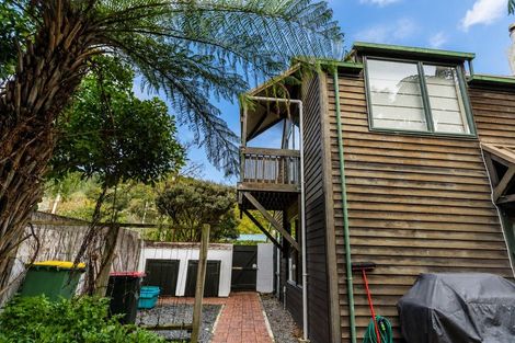 Photo of property in 2a Pitoitoi Road, Days Bay, Lower Hutt, 5013