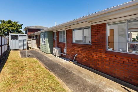 Photo of property in 1/203 Mount Albert Road, Wesley, Auckland, 1025