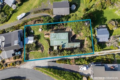 Photo of property in 4 Queens View Road, Russell, 0202