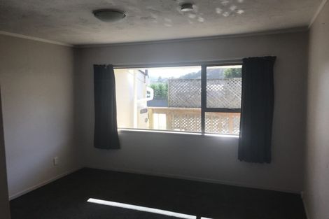 Photo of property in 2/81a Salisbury Road, Birkdale, Auckland, 0626