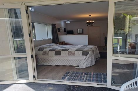 Photo of property in 4 Clayden Drive, Gulf Harbour, Whangaparaoa, 0930