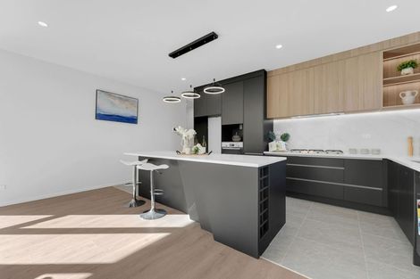 Photo of property in 2 Spudman Rise, Pukekohe, 2120