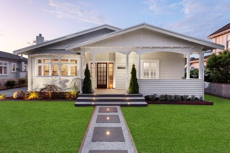 Photo of property in 74 Harris Street, Kaiti, Gisborne, 4010