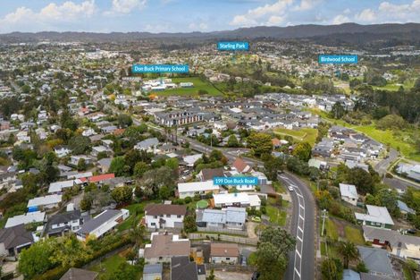 Photo of property in 199 Don Buck Road, Massey, Auckland, 0614