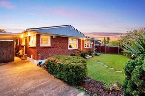 Photo of property in 9 Alf Walker Place, Papakura, 2110
