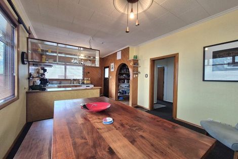 Photo of property in 101 The Parade, Island Bay, Wellington, 6023