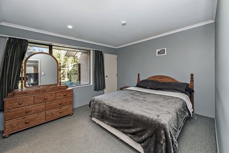 Photo of property in 17 Sarsfield Street, Southbridge, 7602