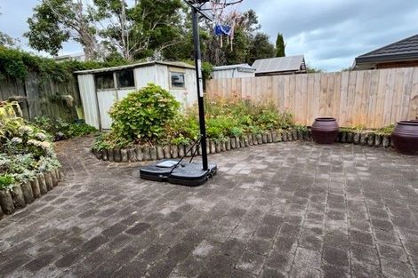 Photo of property in 2/13 Citation Way, Botany Downs, Auckland, 2010