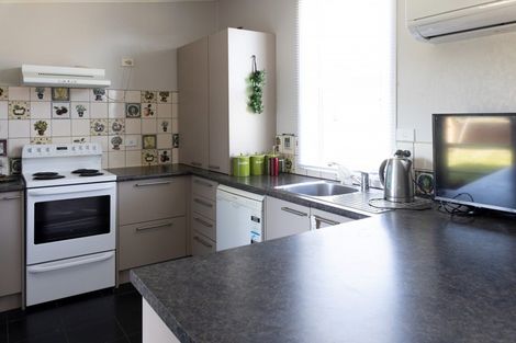 Photo of property in 310 Gore Street, Bluff, 9814