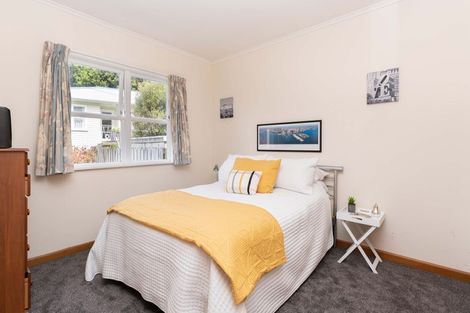 Photo of property in 3/16 Redwood Avenue, Tawa, Wellington, 5028