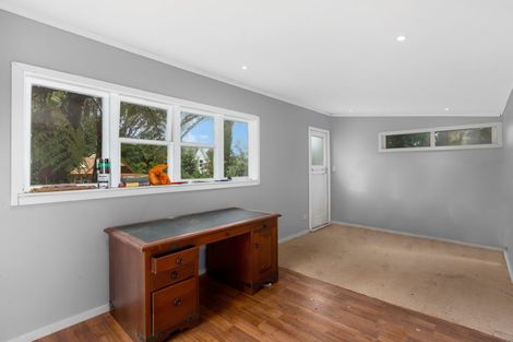 Photo of property in 70 Kahu Road, Paremata, Porirua, 5024