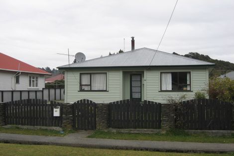 Photo of property in 49 Inverness Street, Dunollie, Runanga, 7803