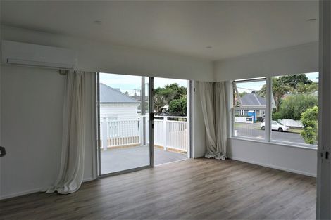 Photo of property in 1/175 Victoria Road, Devonport, Auckland, 0624