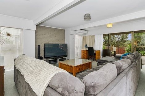 Photo of property in 25 Bluewater Place, Wattle Downs, Auckland, 2103