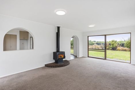 Photo of property in 1 Manawa Avenue, Raumati Beach, Paraparaumu, 5032