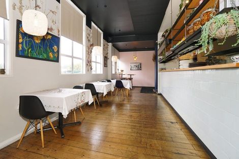 Photo of property in 14 Anzac Parade, Hamilton Central, Hamilton, 3204