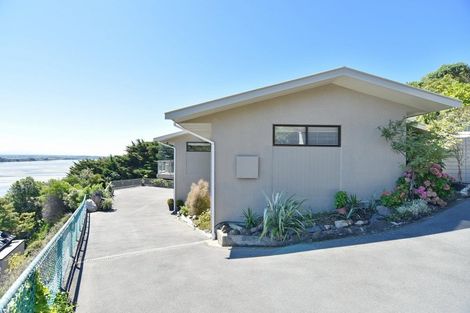 Photo of property in 2/56 Balmoral Lane, Redcliffs, Christchurch, 8081