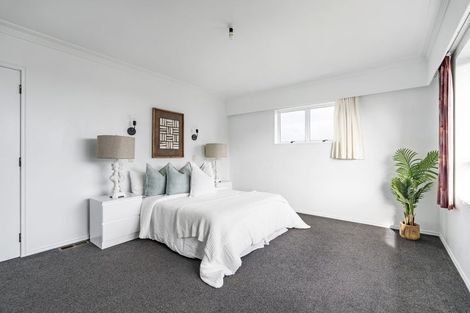 Photo of property in 54 Wairau Road, Oakura, 4314