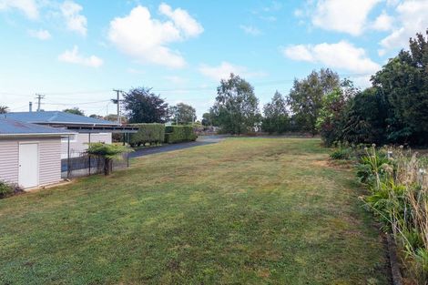 Photo of property in 10 Roslyn Road, Levin, 5510