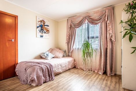 Photo of property in 49 Walton Road, Paraparaumu Beach, Paraparaumu, 5032