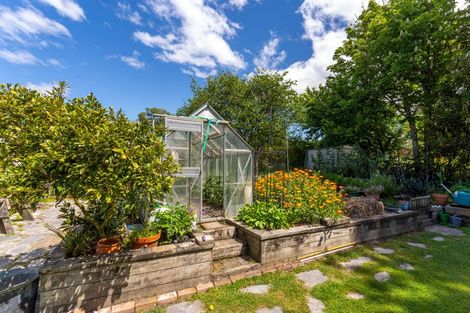 Photo of property in 18 Cliff Road, Tasman, Upper Moutere, 7173