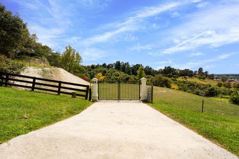 Photo of property in 56 Tironui Drive, Taradale, Napier, 4112