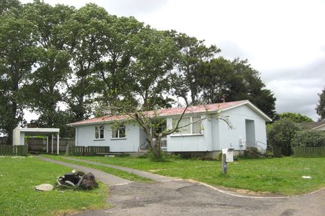 Photo of property in 6 Gypsy Moth Place, Rosehill, Papakura, 2113