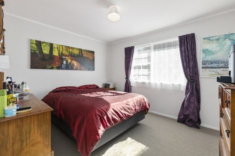 Photo of property in 26 Kentucky Street, Totara Park, Upper Hutt, 5018