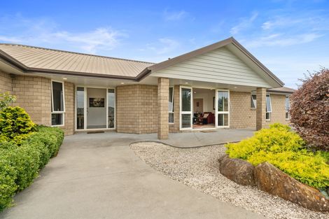 Photo of property in 121 Haruru Falls Road, Haruru, 0204