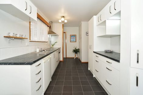 Photo of property in 5 Manapouri Place, Glenview, Hamilton, 3206