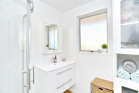 Photo of property in 5 Halligan Place, Belfast, Christchurch, 8051