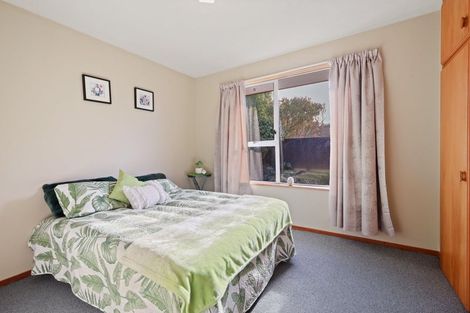 Photo of property in 2/5 Tuscany Place, Beckenham, Christchurch, 8023
