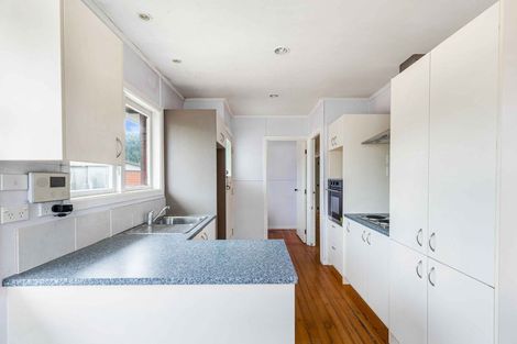 Photo of property in 18 Vodanovich Road, Te Atatu South, Auckland, 0610