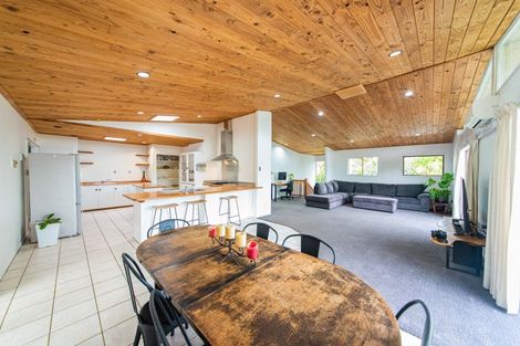 Photo of property in 5 John Street, Raglan, 3225