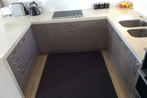 Photo of property in 15 Upland Street, Brookfield, Tauranga, 3110