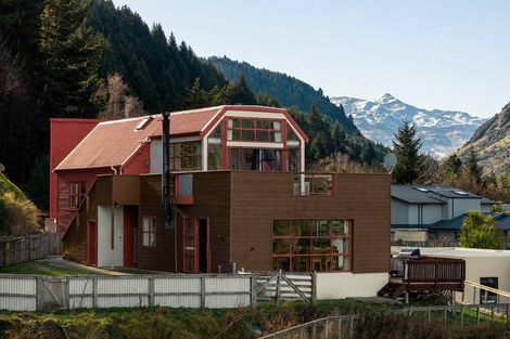 Photo of property in 8b Kiely Lane, Queenstown, 9300