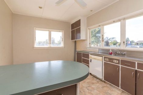 Photo of property in 94 Botanical Road, Takaro, Palmerston North, 4412