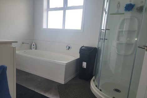 Photo of property in 43c Wainuiomata Road, Wainuiomata, Lower Hutt, 5014