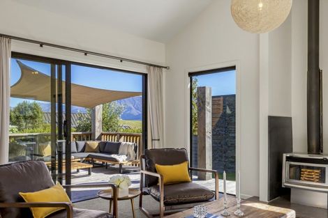 Photo of property in 4 Arran Lane, Jacks Point, Queenstown, 9371