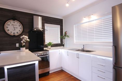 Photo of property in 140 Deep Creek Road, Torbay, Auckland, 0630