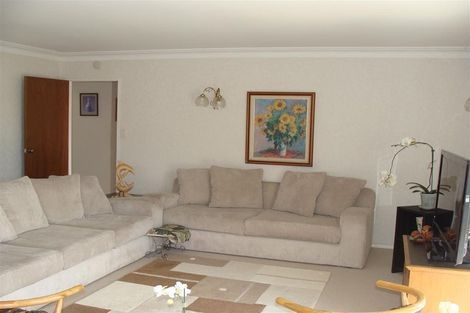 Photo of property in 2/478 Devonport Road, Tauranga South, Tauranga, 3112