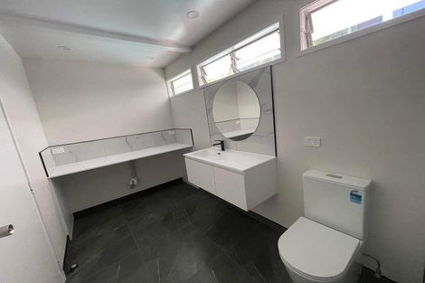 Photo of property in 1/37 Gretel Place, Hillcrest, Auckland, 0627