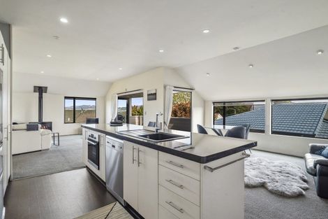 Photo of property in 7 Ngamotu Road, Taupo, 3330