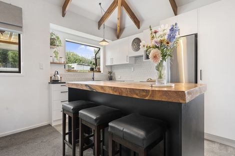 Photo of property in 6 Dillon Drive, Bell Block, New Plymouth, 4312