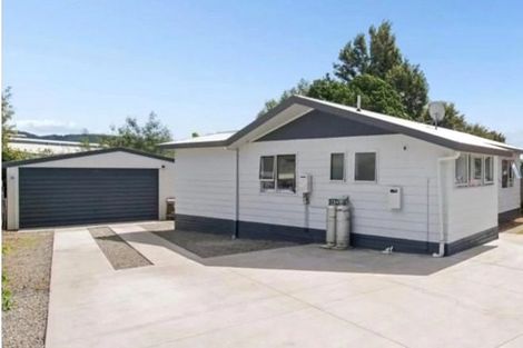 Photo of property in 12 Conifer Place, Te Puke, 3119